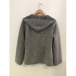 Sl-om jakke med htte. Gr.