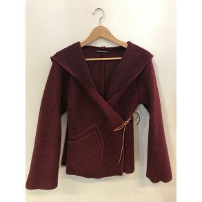 Sl-om jakke med htte.